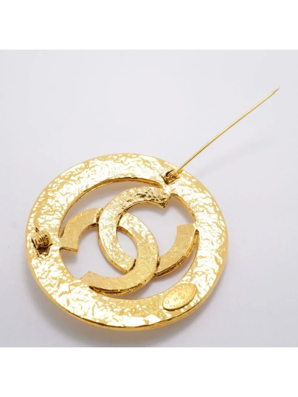 Chanel Brooch Vintage CC Logo Round Circle Gold Plated